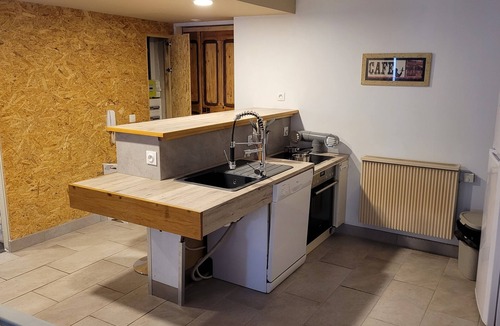 Charency-Vezin Apartment | PMR Pour Personnes a Mobilité Réduite et Normale Dans sa Totalité