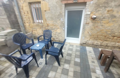 Charency-Vezin Apartment | PMR Pour Personnes a Mobilité Réduite et Normale Dans sa Totalité