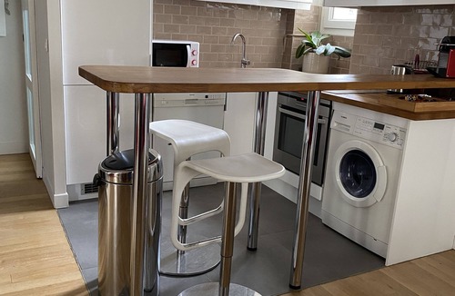 Porte-Dauphine Apartment | PORTE MAILLOT & ETOILE - PERFECT WORK & TOURIST LOCATION - LUX RENOVATED FLAT