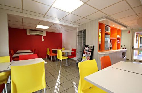 Reims Hotel | Premiere Classe Reims Sud - Bezannes