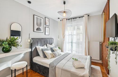 Faubourg de l'Arche Apartment | Premium and spacious apart with terrace and parking
