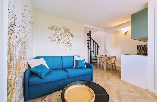 Amiens House | Prestigious house - 10 pers - near train station, town center and Hortillonnages.