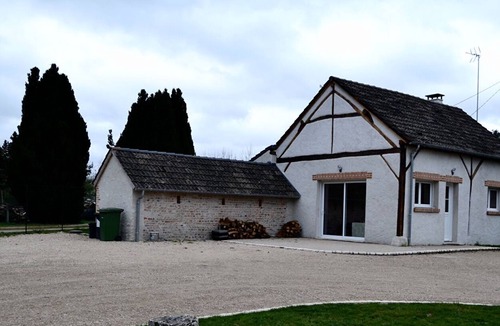 La Ferte-Saint-Cyr House | Pretty house at the gates of Chambord