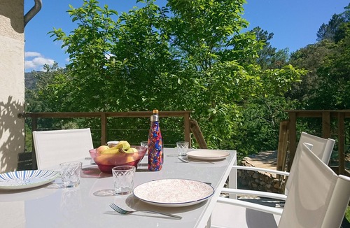 Saint-Fortunat-sur-Eyrieux Apartment | Private beach and panoramic view, on the Dolce Via