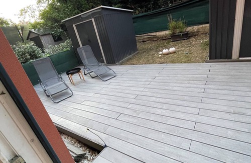 Noisy-le-Sec Apartment | Private room - Garden & terrace