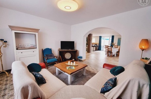 Chemy House | Proche de Lille Grand gîte pour 9 personnes