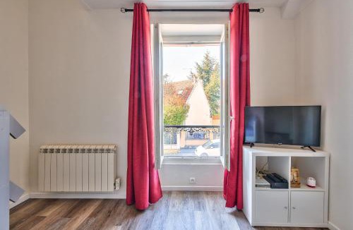 Deuil-la-Barre Apartment | Promotion du jour - Le Cerisier -