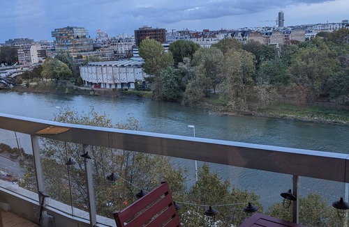 Gambetta Apartment | Puteaux - Appartement vue Tour Eiffel