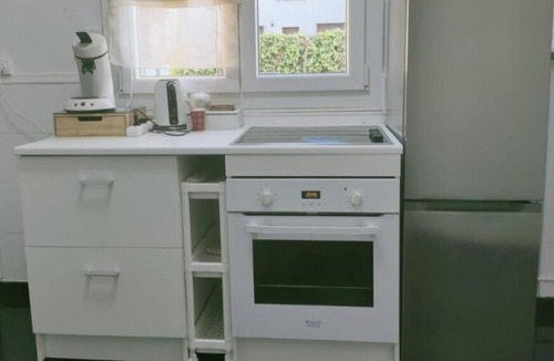 Le Blanc-Mesnil House | Quiet, fully-equipped house near Paris