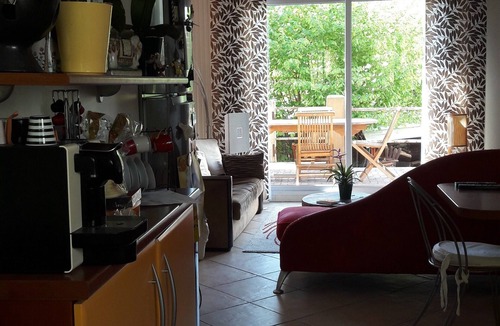 Le Plateau House | quiet house with private garden and parking - 20 minutes Paris - 30min Eurodisney