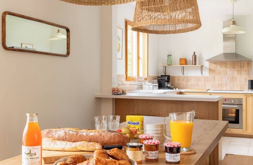 Le Mesnil-Lieubray Villa | Quiet, modern family cocoon 1h30 from Paris. Sleeps 12, ideal for families