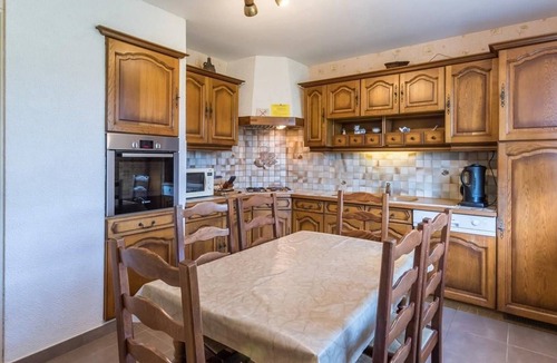 Champagney Cottage | Quiet pavilion near Vosges, pets allowed, large capacity