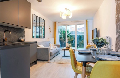 Montreuil Apartment | Refreshing apartment - 1BR/4P - Montreuil