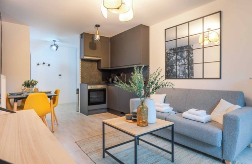 Montreuil Apartment | Refreshing apartment - 1BR/4P - Montreuil