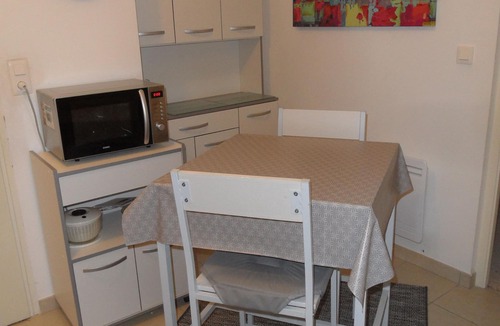 Berru Apartment | Reims - 2 rooms Le Sophro'logis & Bien-être