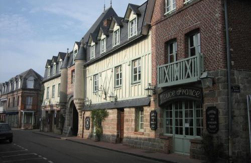 Veules-les-Roses Hotel | Relais Hôtelier Douce France