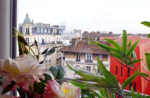 Le Kremlin-Bicetre Apartment | Remarkable air-con 1-Bed Apartment by Paris