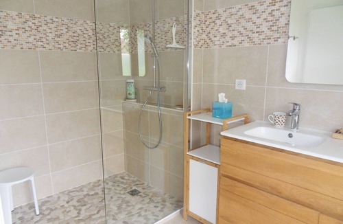 Ermenonville House | Renovated building, all comforts, games room, office, families, professionals