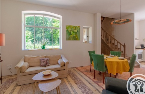 Le Vieil-Bauge Cottage | Renovated historic house with garden, pets allowed, parking - near Baugé