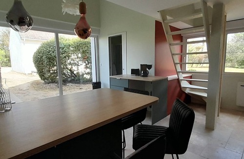 Chailly-en-Biere House | Renovated house, quiet, small terrace, parking and close to Barbizon & forest.