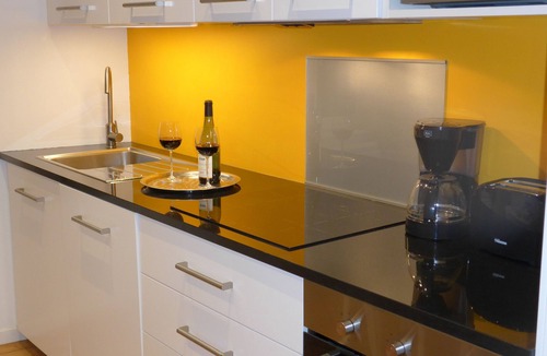 Rue Apartment | "rental Head to Head to Street": apartment for 2 people, near bay of sum