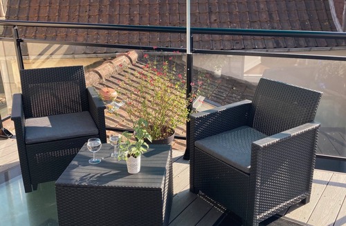 Rue Apartment | "rental Head to Head to Street": apartment for 2 people, near bay of sum