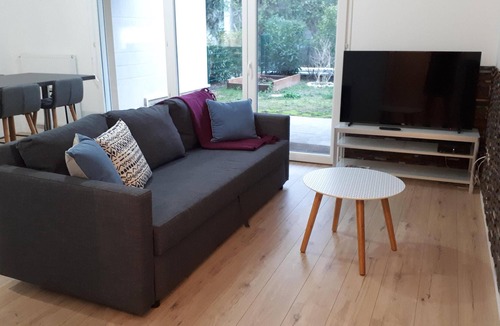 Champs-sur-Marne Condo | Residence the castle