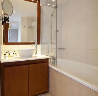 Faubourg de l'Arche Apartment | Residhome Courbevoie La Défense