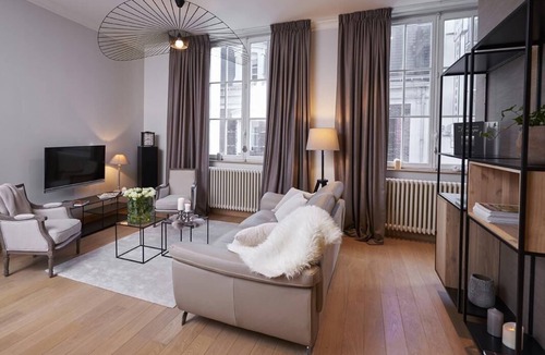 Epernay Apartment | Retro Design studio - Bubble 8