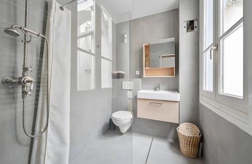 Porte-Dauphine Apartment | Rooftop Victor Hugo