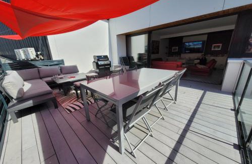 Centre Ville Rive Gauche Villa | Rouen centre avec Sauna - Jacuzzi - Parking - 5 étoiles