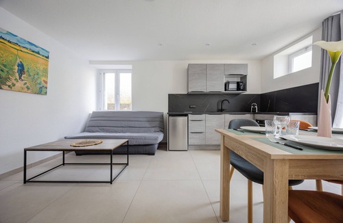 Paroisse Saint-Vincent-de-Paul Apartment | Royal Dole | 5* Elegance & Comfort in the Heart of Dole