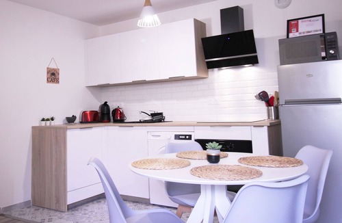 Montevrain Apartment | Sérénité by Plaza-Apartment-Ensuite with Shower-Terrace