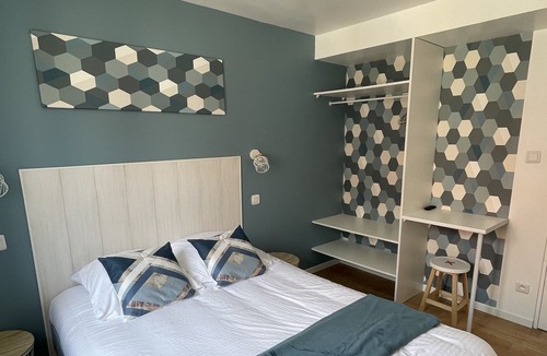 Petit-Fort-Philippe Apartment | Seaside apartment 100m from the beach