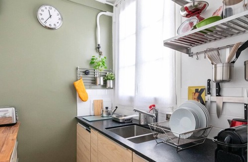 Notre-Dame Apartment | Short/long stay - 2 Rooms + Kitchen + bathroom. Totally renovated