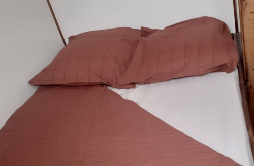 Oye-Plage Boat Rental | Sleeping in a barge in Béthune