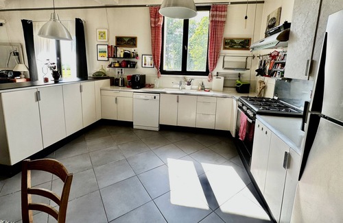 Saint-Simeon House | Spacious and quiet country house. 5BR/2BTH. near Paris & Disneyland