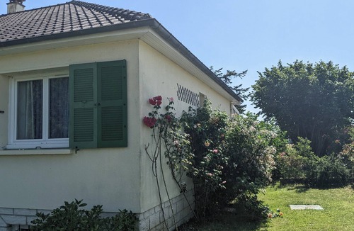 Ecos House | Spacious country house 15 minutes from town, pets welcome!