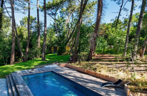 Le Touquet-Paris-Plage Villa | Spacious villa with private pool, Wi-Fi, pets welcome