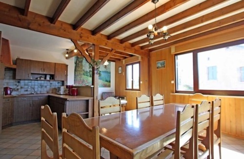 Pierrefitte Cottage | Spacious Gîte in Pierrefitte with Games Room, BBQ, and Near Tourist Attractions