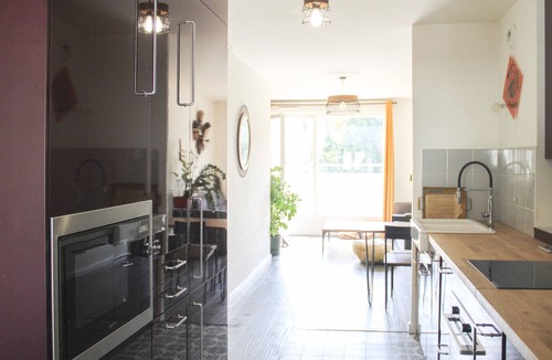 La Courneuve Apartment | Spacious haven of peace with beautiful decoration