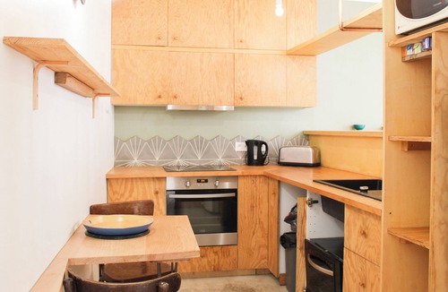 Pantin Apartment | Spacious loft - close to Paris