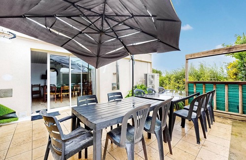 Ferques House | Spend a relaxing holiday in this holiday home near the Cote d'Opale.
