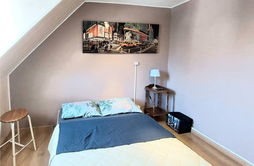 Cesson House | Spend an unforgettable vacation in this inviting cottage surrounded by beautiful nature.