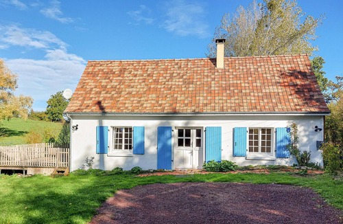 Selles House | Spend your vacation in this practical cottage in the quiet nature in Selles.
