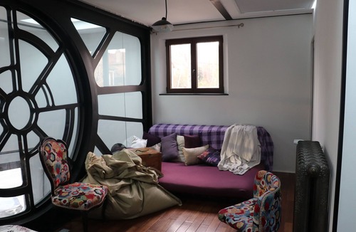 Dourdan House | Star Wars loft with mezzanine near Paris