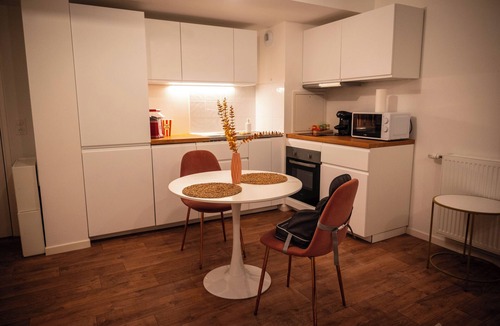 Le Perreux-sur-Marne Apartment | Studio 10’ de Paris & 30’ de Disneyland