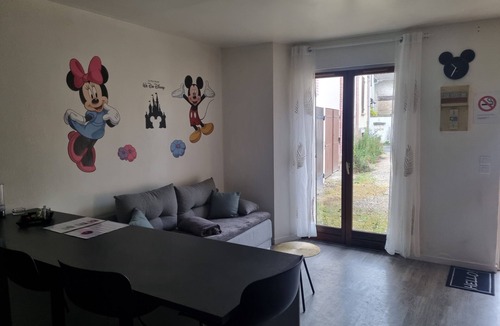 Esbly Apartment | Studio 2 steps from Disneyland