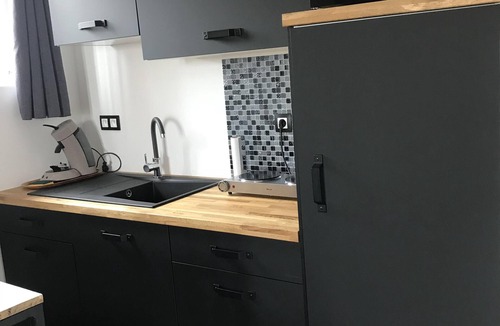 Veulettes-sur-Mer Apartment | !Studio 50 meters from the sea, with an exterior ! 38 €/Night and 50 €/Night in summer