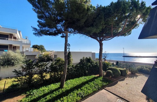 Sete Apartment | Studio 50m from the beach with private parking, for 4 people